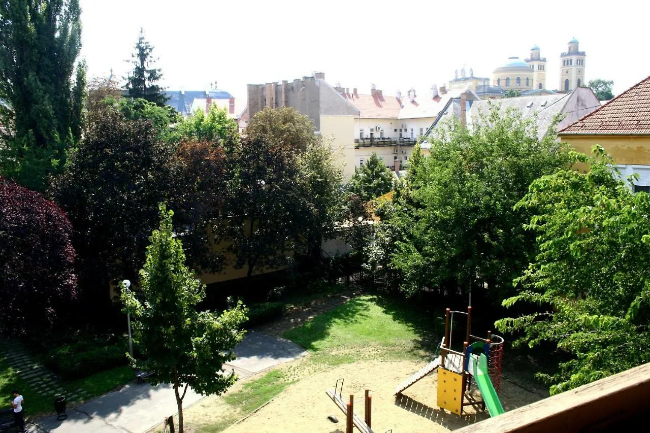 Apartament F&M Apartman Eger
