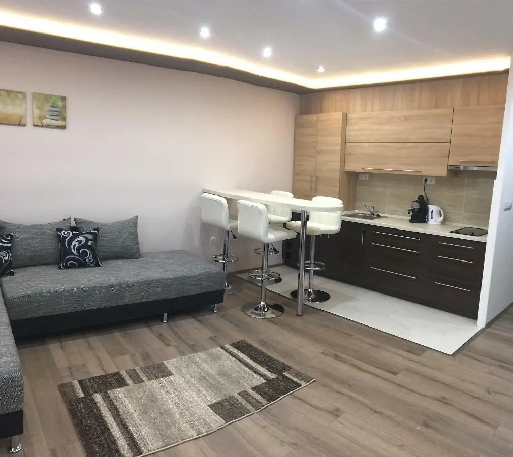 F&M Apartman Eger Apartament